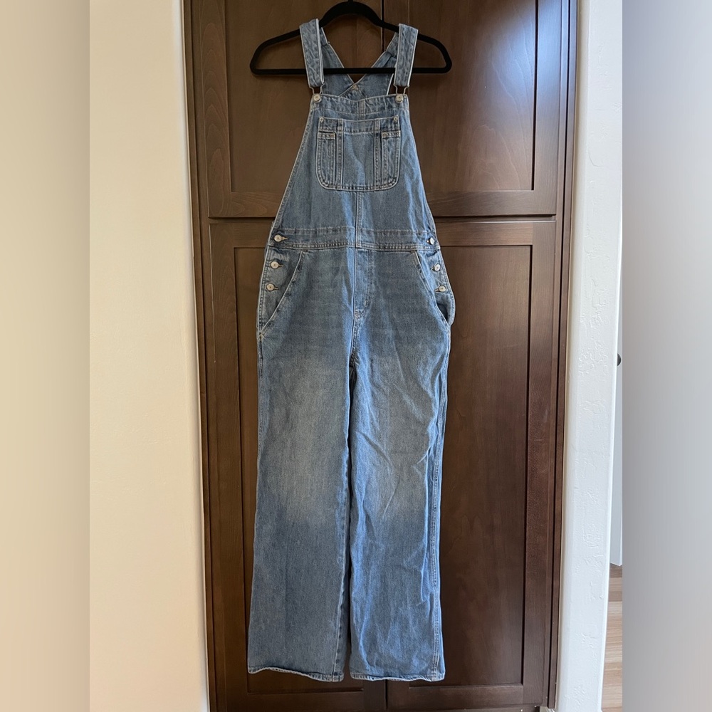 Old Navy - womens denim overalls - size 10 Tall
